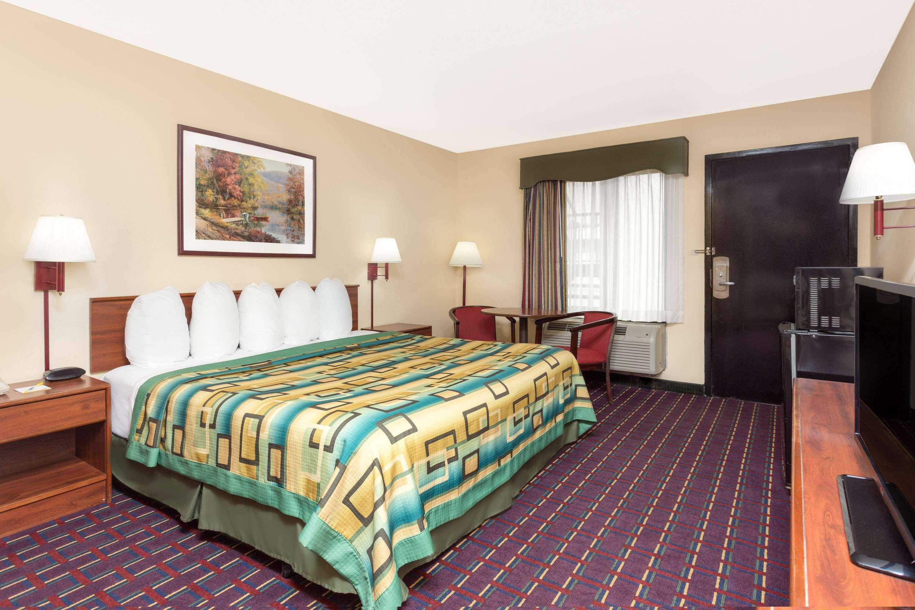 Days Inn By Wyndham Murphy Extérieur photo