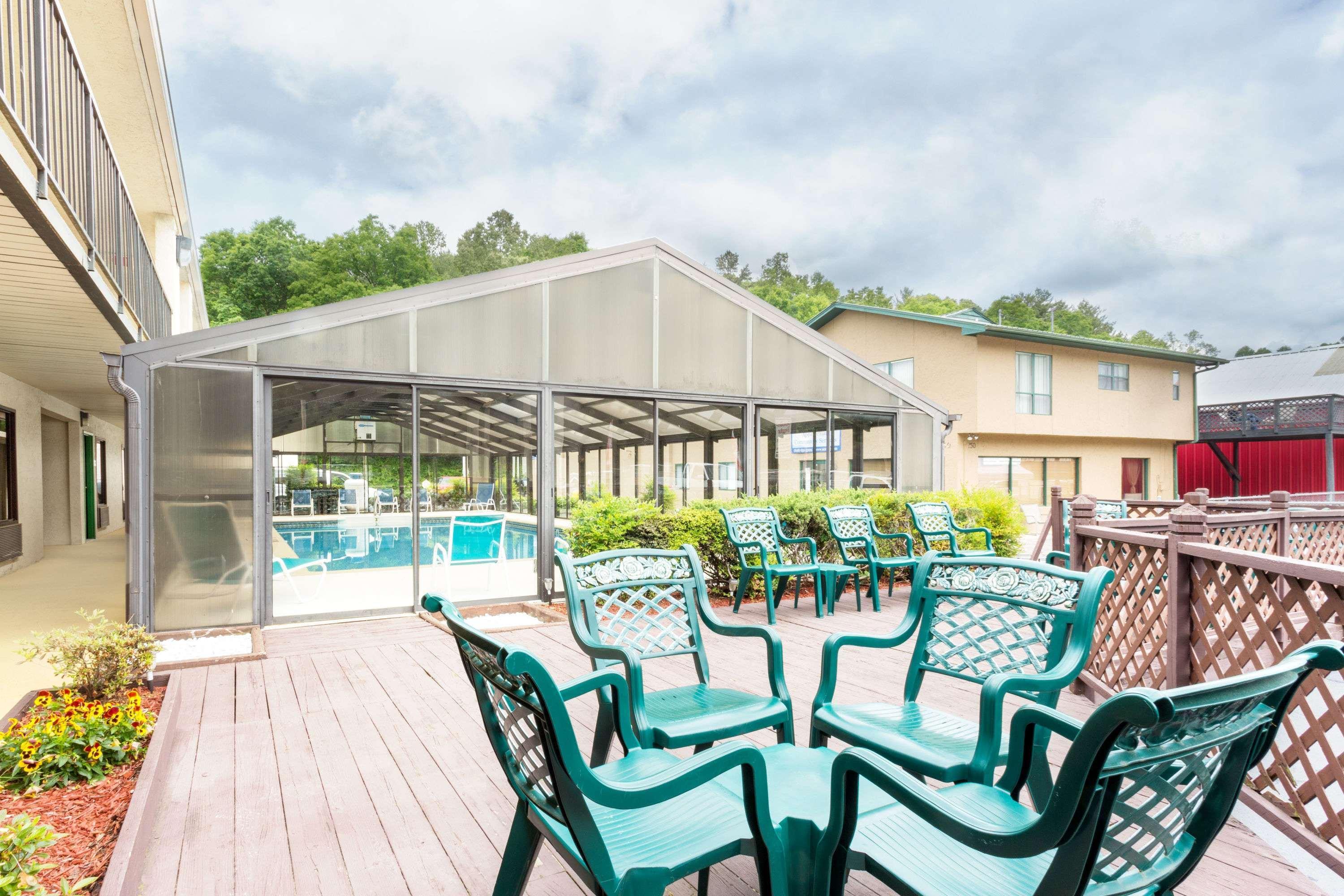 Days Inn By Wyndham Murphy Extérieur photo